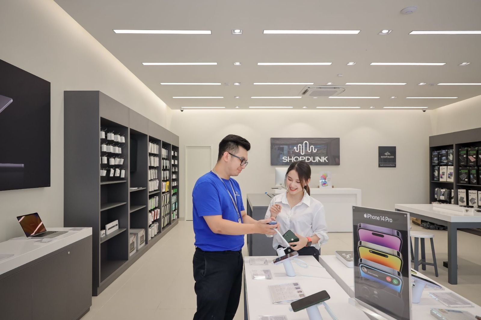 Hình ảnh cho danh mục Mua iPhone, iPad trả góp tại Nam Định- Có GPLX+CMT chỉ mất 15phút